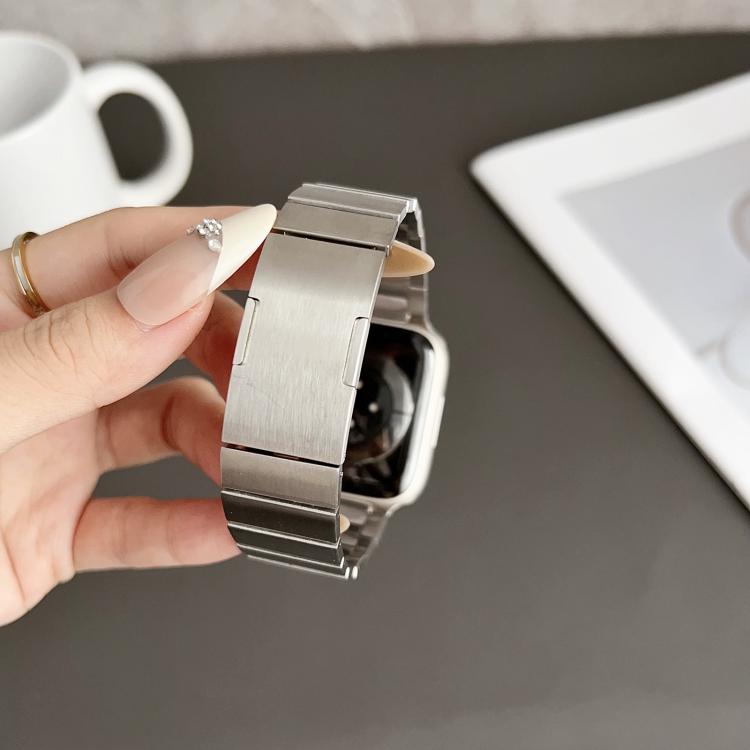 EDA008670801C_1.jpg@01bdae5cd143eec8c5325ef9089bb275